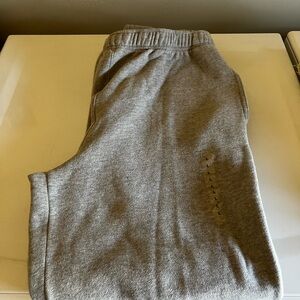 New with Size Tag Men’s Large Cheetah Brand Grey Sweatpants